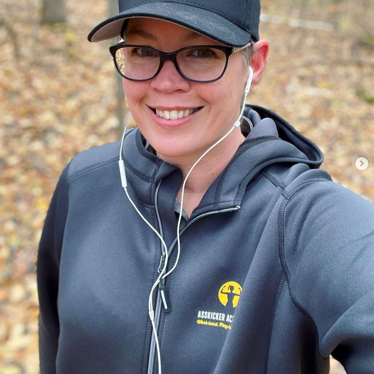 Last chance! UTK Hydropel™ Jacket with Hood & Thumbholes